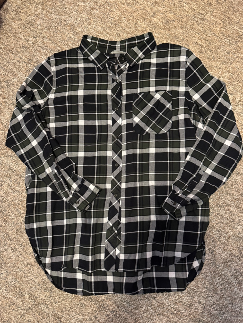 Athleta Black, White & Olive Green Plaid Button-Up Shirt